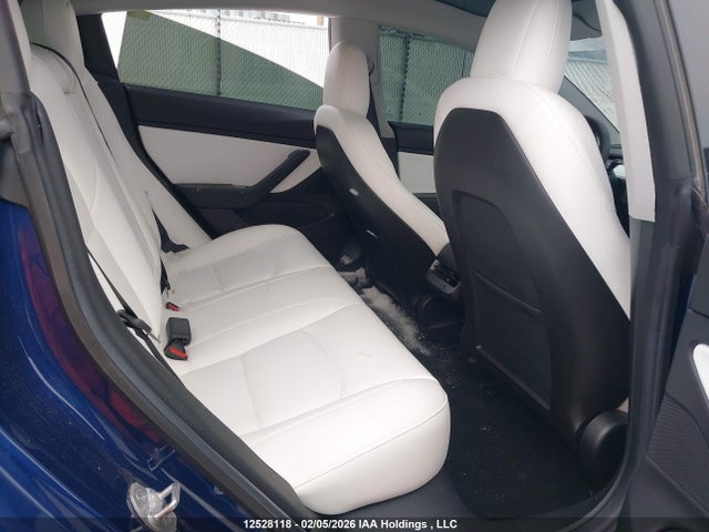 5YJ3E1EB6KF394073 Tesla MODEL 3