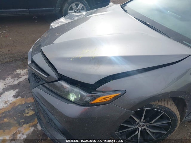 2021 Toyota Camry Hybrid Se მანქანა იყიდება აუქციონზე, vin: 4T1B21HK0MU016059, აუქციონის ნომერი: 12528126