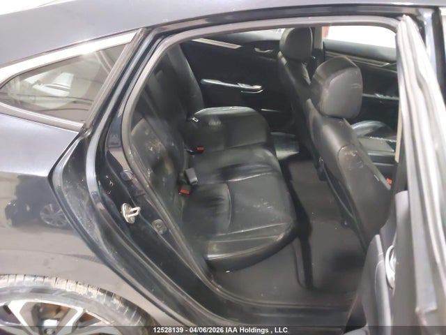 2HGFC1F9XKH105304 Honda Civic Touring