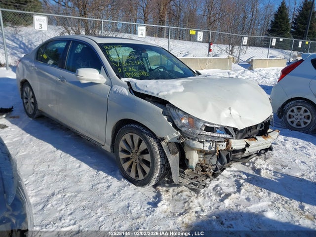 2014 1HGCR2F8XEA803381 главное изображение