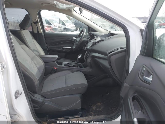 12528150 :رقم المزاد ، 1FMCU0GD3JUC80738 vin ، 2018 Ford Escape Se مزاد بيع