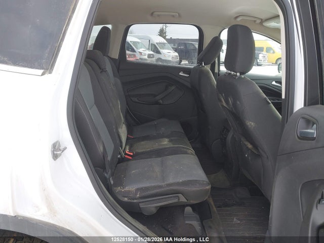12528150 :رقم المزاد ، 1FMCU0GD3JUC80738 vin ، 2018 Ford Escape Se مزاد بيع