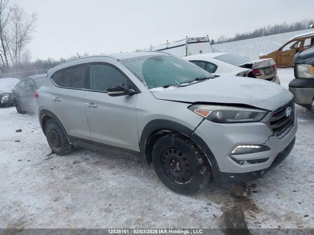 KM8J3CA40GU212605 Hyundai Tucson Premium