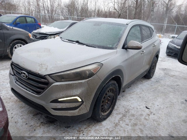 KM8J3CA40GU212605 Hyundai Tucson Premium