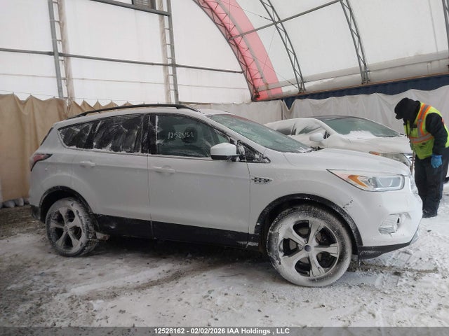 1FMCU9G93HUD79649 Ford ESCAPE SE