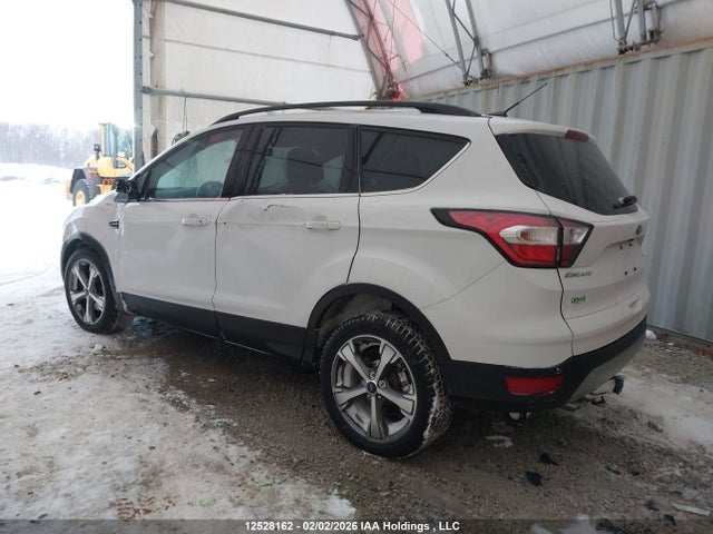 1FMCU9G93HUD79649 Ford ESCAPE SE