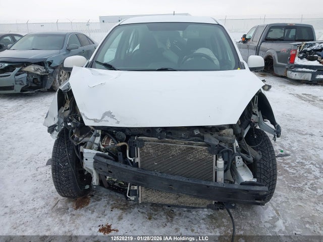 Nissan Micra 2017 3N1CK3CPXHL265219 Image 13