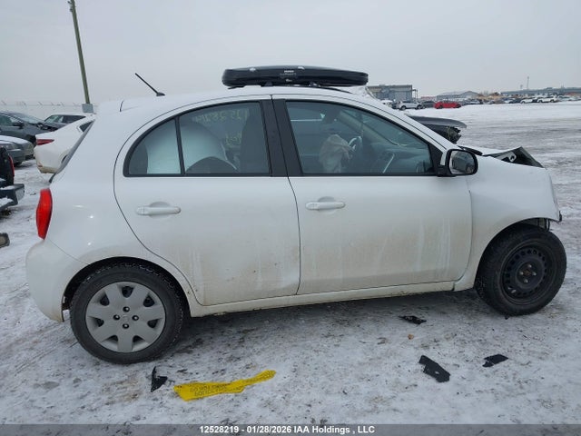 Nissan Micra 2017 3N1CK3CPXHL265219 Image 14
