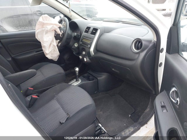 Nissan Micra 2017 3N1CK3CPXHL265219 Image 5