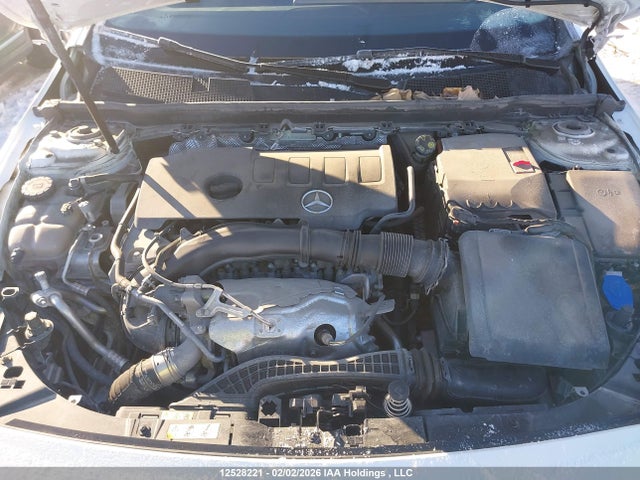 W1K5J4HBXPN396022 Mercedes-Benz CLA 250 4MATIC