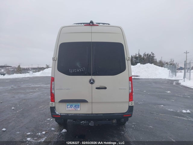 W1Z4DFHY0NP461336 Mercedes-Benz Sprinter 2500 High Roof I4