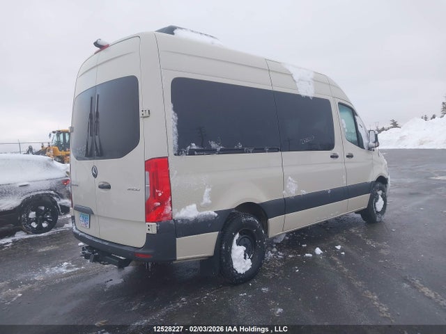 W1Z4DFHY0NP461336 Mercedes-Benz Sprinter 2500 High Roof I4