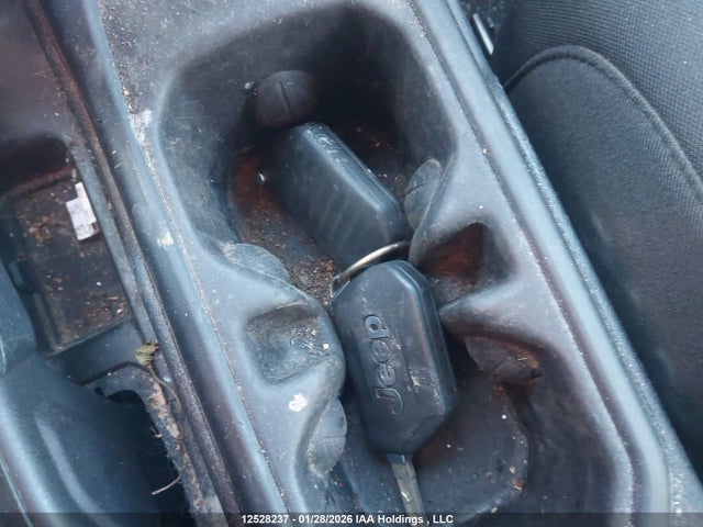 1C4GJXAG5PW531802 Jeep Wrangler Sport
