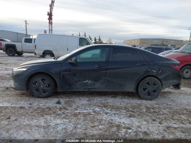 KMHLM4AG9MU075374 Hyundai Elantra