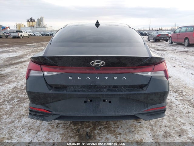 KMHLM4AG9MU075374 Hyundai Elantra