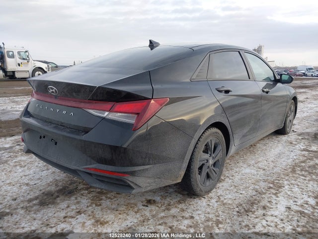 KMHLM4AG9MU075374 Hyundai Elantra