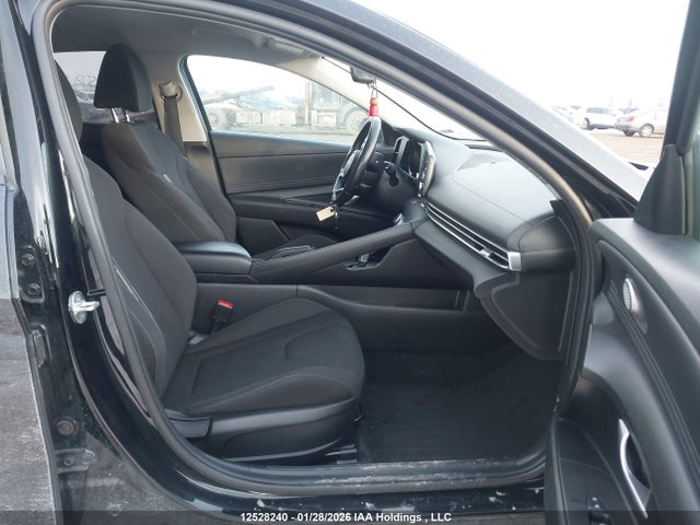 KMHLM4AG9MU075374 Hyundai Elantra