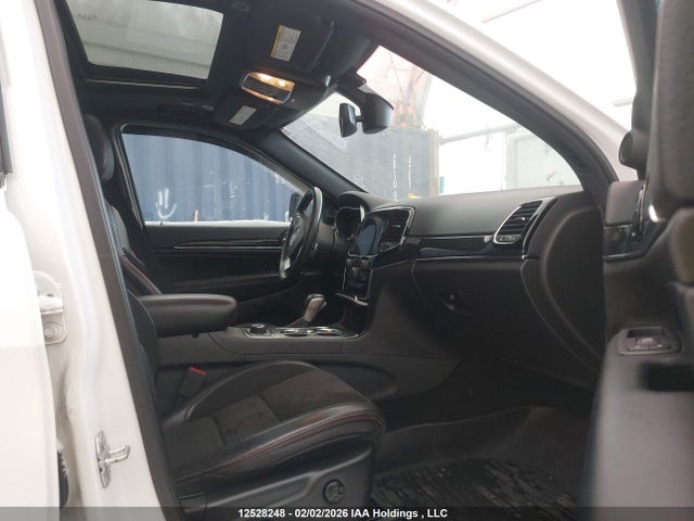 1C4RJFLG0KC765274 Jeep Grand Cherokee Trailhawk