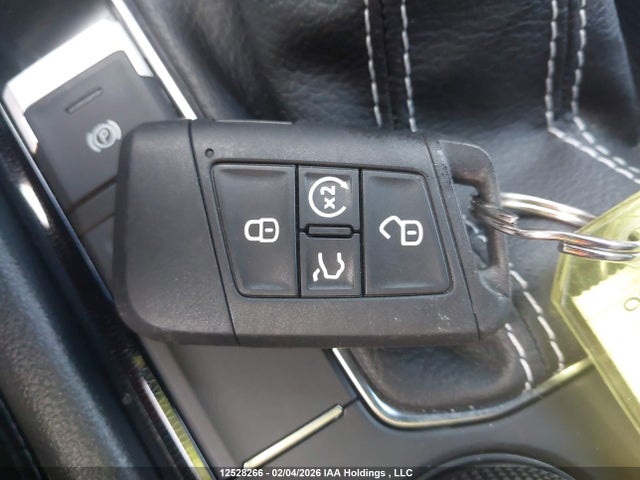 3VV2C7B23SM053686 Volkswagen Taos Comfortline Black Edition