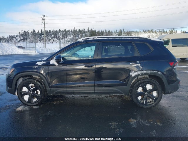 3VV2C7B23SM053686 Volkswagen Taos Comfortline Black Edition