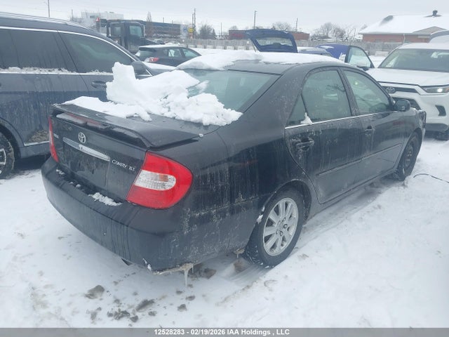 Aukcja sprzedaży 2002 Toyota Camry Le/xle, vin: JTDBE30K720015739, numer aukcji: 12528283