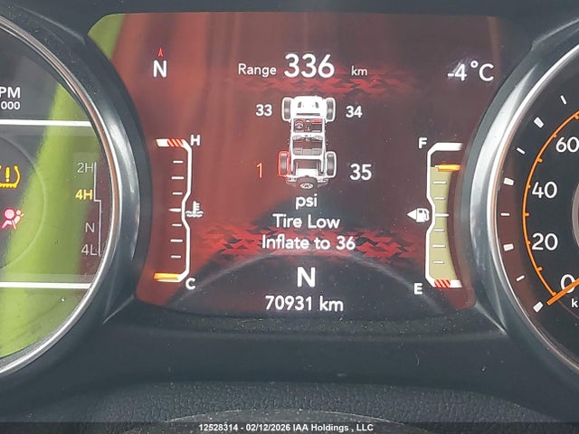 1C4HJXEG1MW521214 Jeep TJ