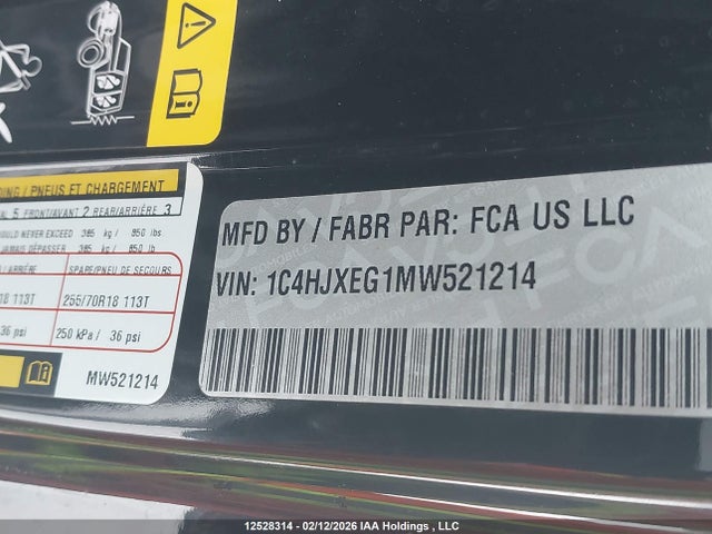1C4HJXEG1MW521214 Jeep TJ