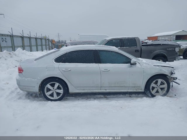Aukcja sprzedaży 2015 Volkswagen Passat Se, vin: 1VWBV7A30FC074762, numer aukcji: 12528332