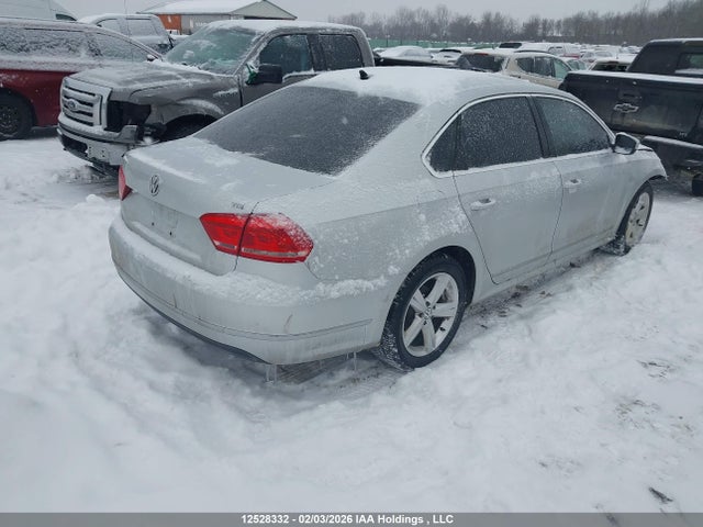 Aukcja sprzedaży 2015 Volkswagen Passat Se, vin: 1VWBV7A30FC074762, numer aukcji: 12528332