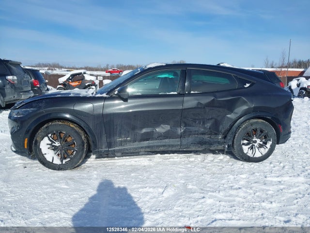 3FMTK3SS7NMA24884 Ford Mustang Mach-E