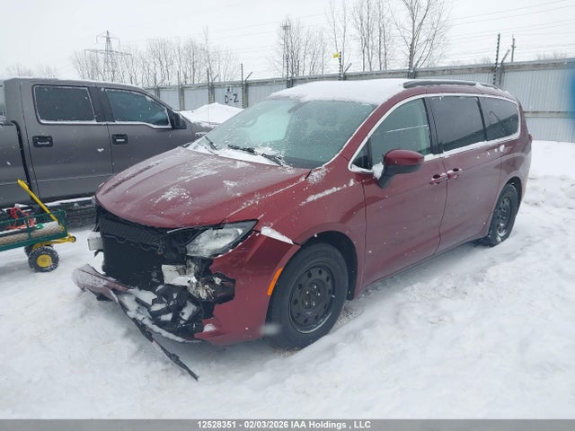 2C4RC1DG7JR355556 Chrysler Pacifica Touring