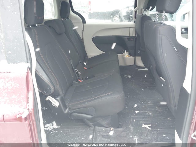 2C4RC1DG7JR355556 Chrysler Pacifica Touring