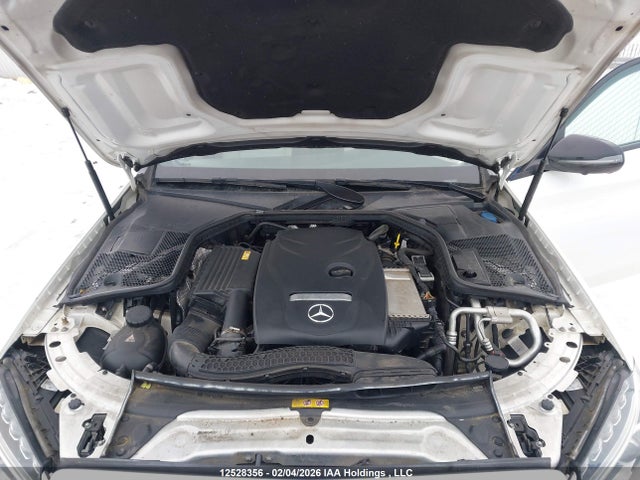 55SWF4KB6JU240251 Mercedes-Benz C 300 4matic