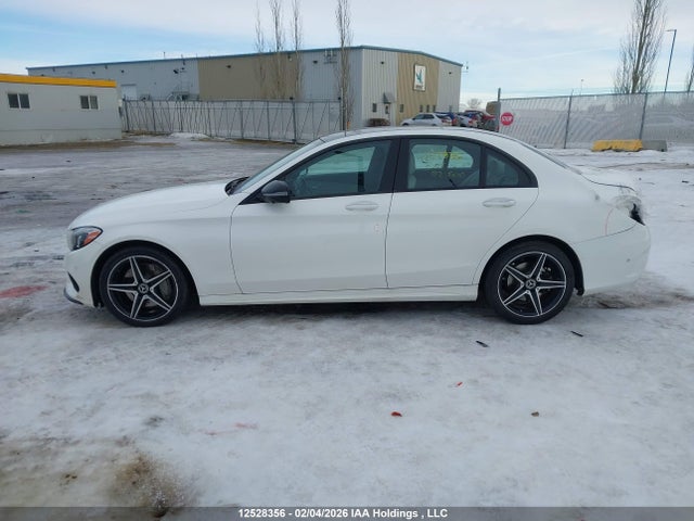 55SWF4KB6JU240251 Mercedes-Benz C 300 4matic
