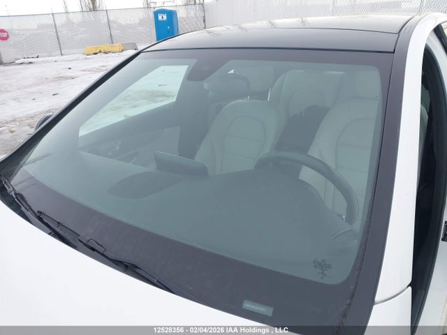 55SWF4KB6JU240251 Mercedes-Benz C 300 4matic
