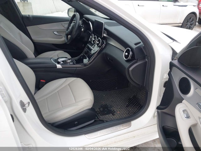 55SWF4KB6JU240251 Mercedes-Benz C 300 4matic