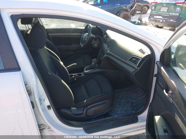 KMHD84LF6HU221653 Hyundai Elantra Se/value/limited
