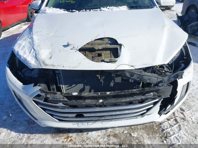KMHD84LF6HU221653 Hyundai Elantra Se/value/limited