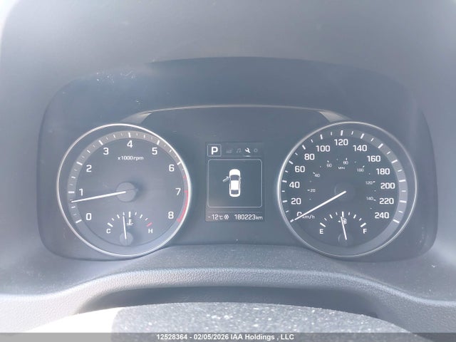 KMHD84LF6HU221653 Hyundai Elantra Se/value/limited