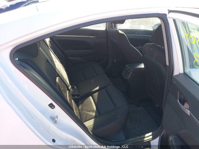 KMHD84LF6HU221653 Hyundai Elantra Se/value/limited