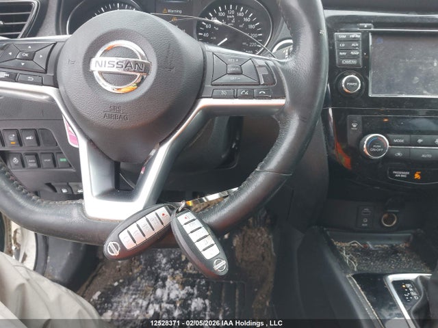 5N1AT2MV6HC891298 Nissan Rogue Sv/sl