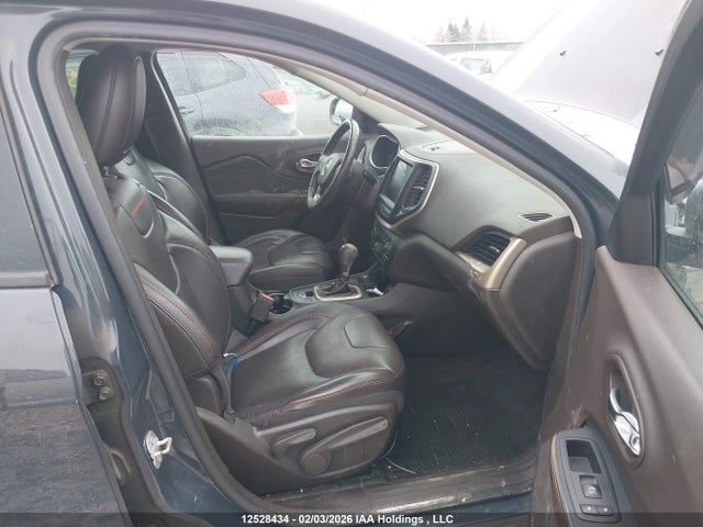 1C4PJMBSXHW525271 Jeep Cherokee Trailhawk