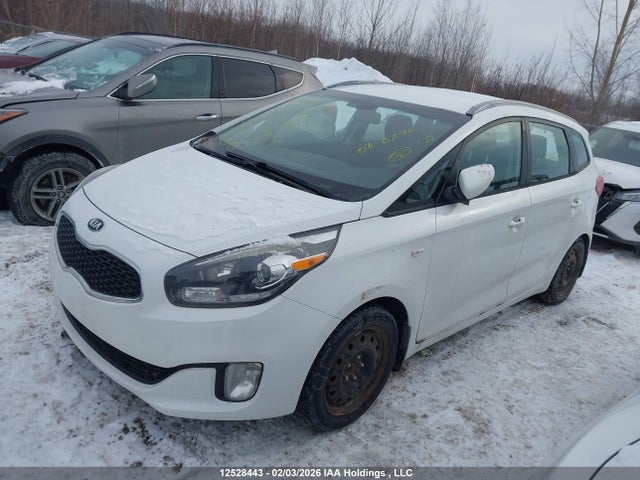 KNAHT8A3XE7053009 KIA Rondo Lx