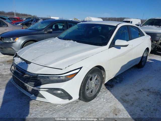 KMHLM4DG8SU939453 Hyundai Elantra