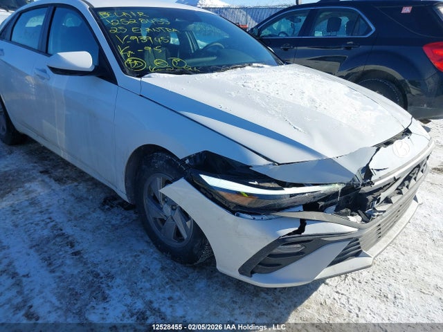 KMHLM4DG8SU939453 Hyundai Elantra