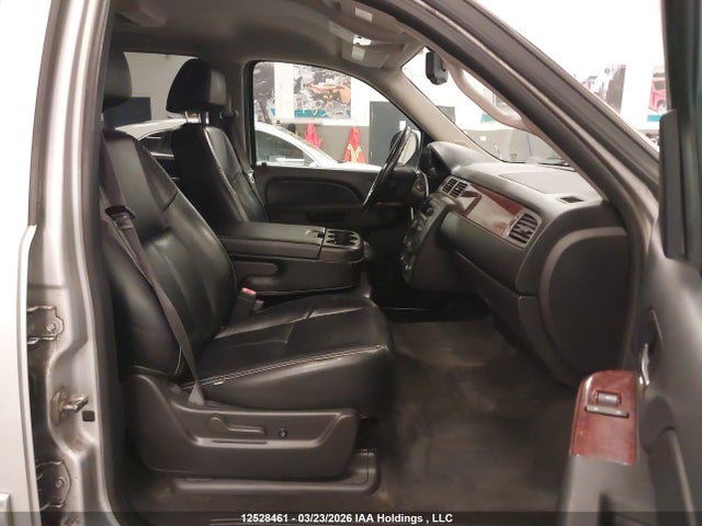 12528461 :رقم المزاد ، 1GKS2HE76ER217132 vin ، 2014 Gmc Yukon Xl K1500 Sle مزاد بيع