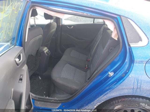 KMHC65LD9JU069816 Hyundai Ioniq Plug-in Hybrid Se