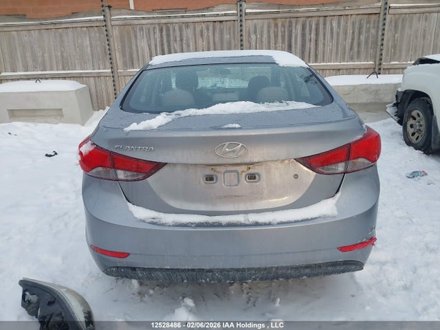 Продажа на аукционе авто 2016 Hyundai Elantra, vin: 5NPDH4AE0GH726708, номер лота: 12528486