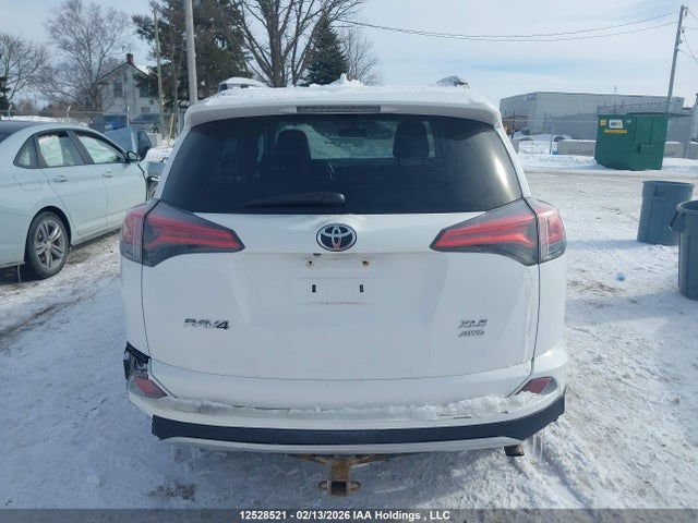 Toyota Rav4 Xle 2016 2T3RFREV2GW503436 Image 16