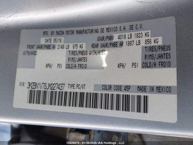 3MZBN1V78JM227437 Mazda 3 Gs